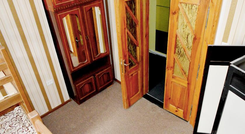 Lviv Lucky Hostel Δωμάτιο φωτογραφία
