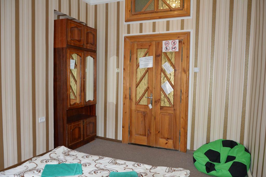 Lviv Lucky Hostel Εξωτερικό φωτογραφία