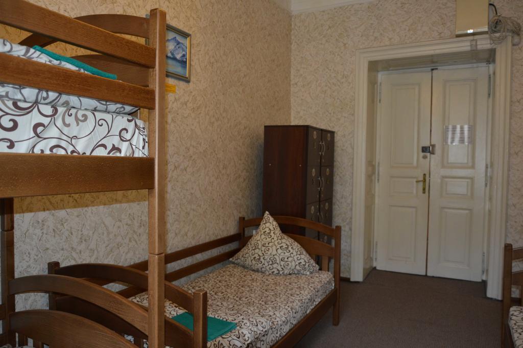 Lviv Lucky Hostel Εξωτερικό φωτογραφία